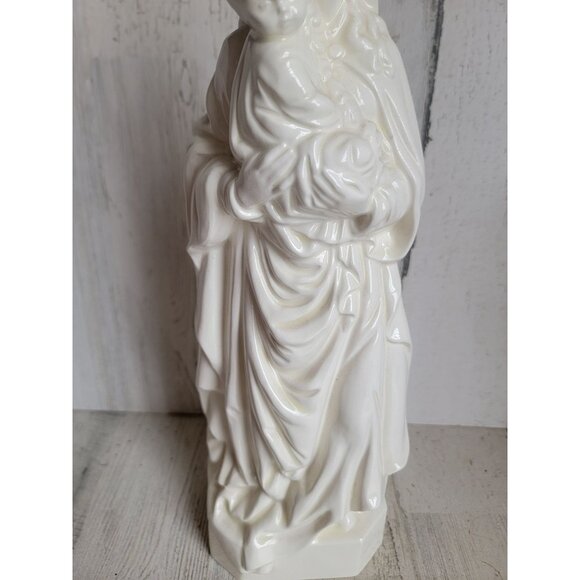 Vintage 1973 white Virgin Mary gust holding baby Jesus nativity figure - Picture 2 of 8